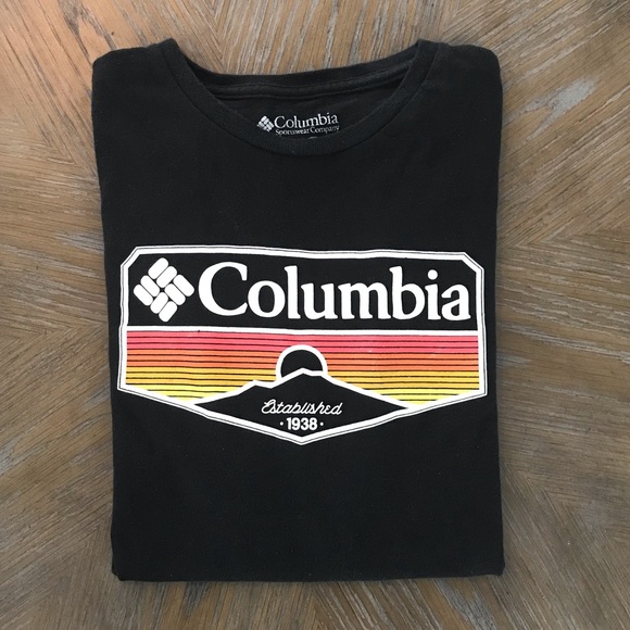 Columbia Other - Columbia T-shirt (Black) (Medium)